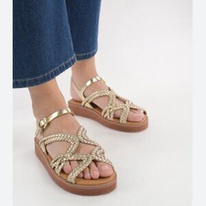NEW See by Chloé Sansa Woven Strap Platform Sandals Size 7.5